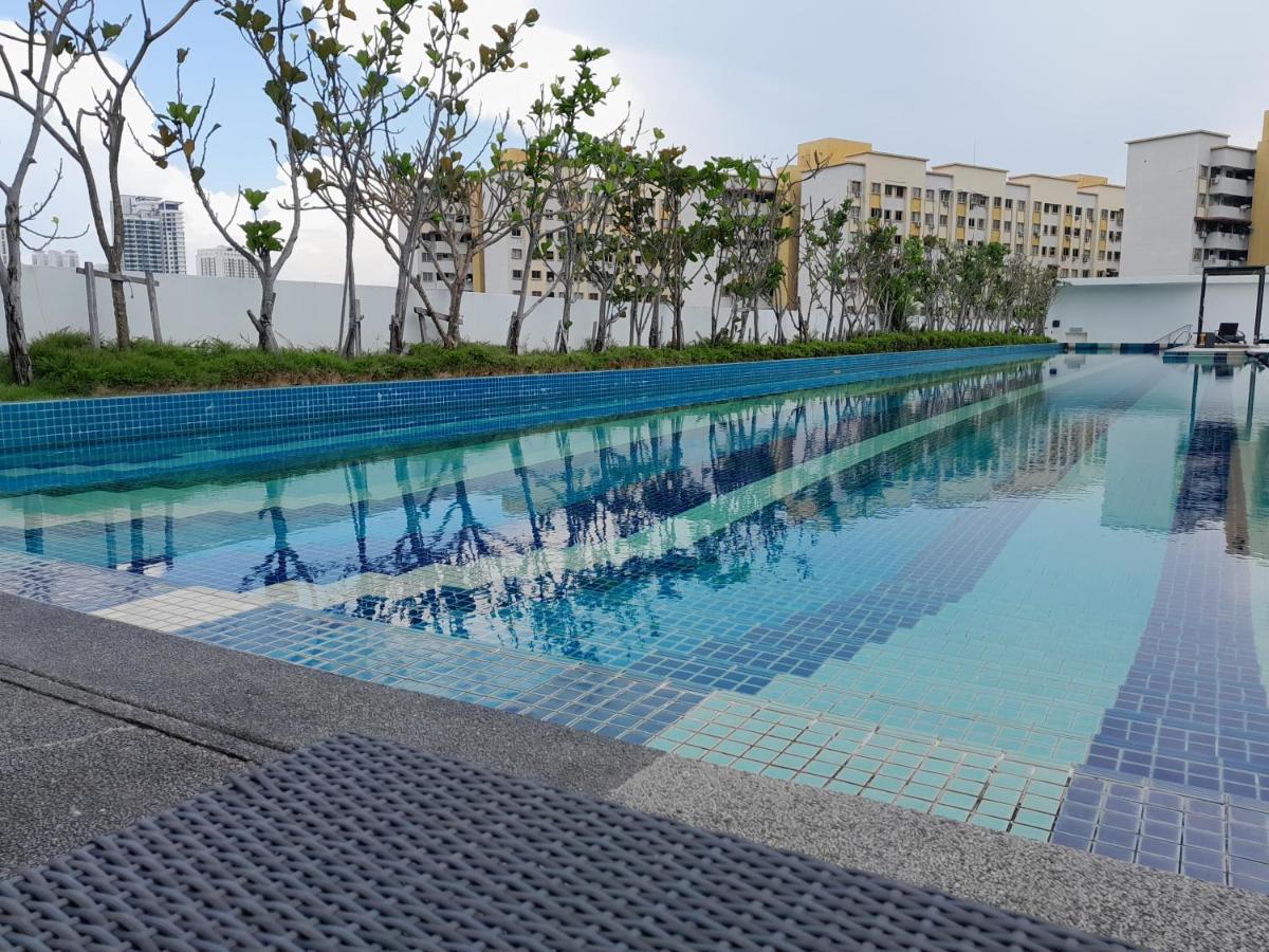 The Landmark Comfort Relax Spacious Sea View By Iz Tanjung Tokong Экстерьер фото
