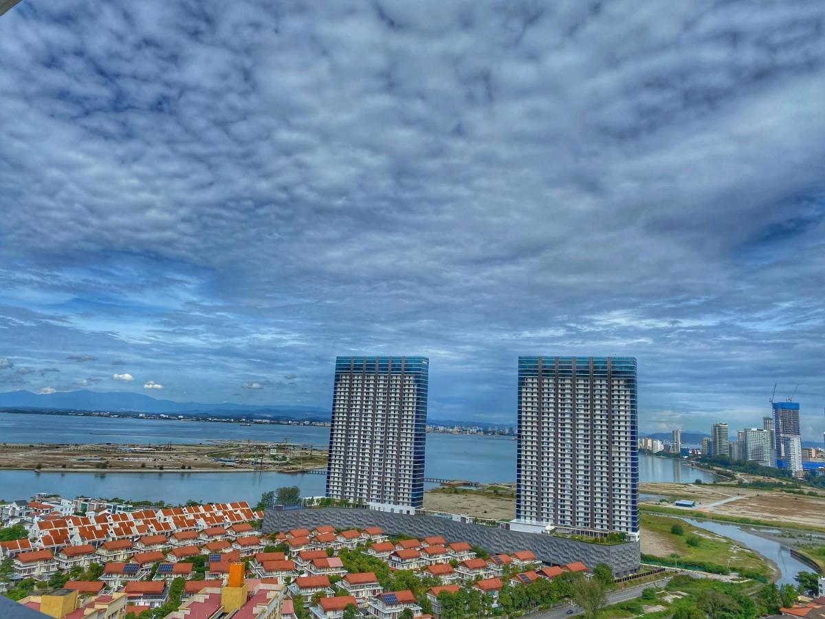 The Landmark Comfort Relax Spacious Sea View By Iz Tanjung Tokong Экстерьер фото