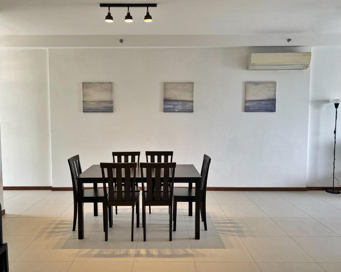 The Landmark Comfort Relax Spacious Sea View By Iz Tanjung Tokong Экстерьер фото