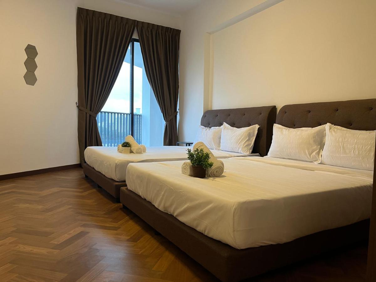 The Landmark Comfort Relax Spacious Sea View By Iz Tanjung Tokong Экстерьер фото