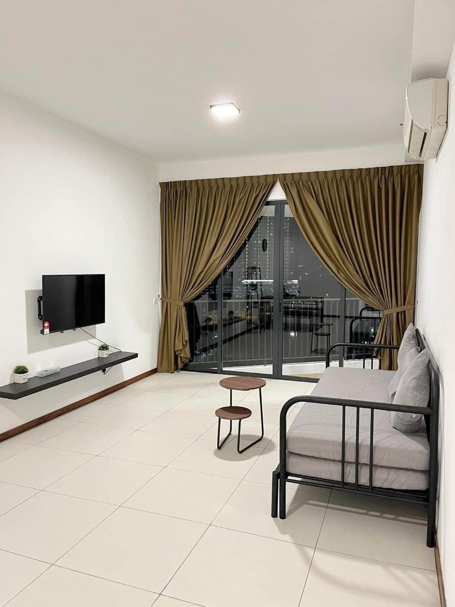 The Landmark Comfort Relax Spacious Sea View By Iz Tanjung Tokong Экстерьер фото